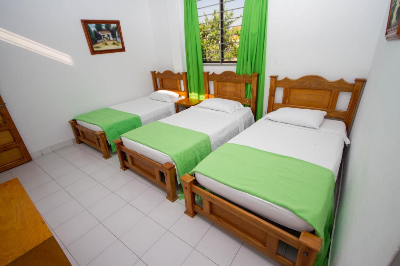 Hotel Caribe Royal *